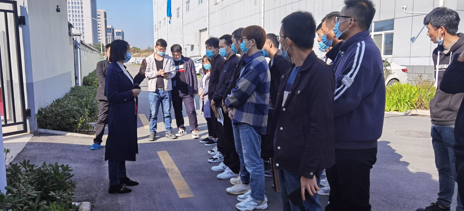 undefined IM电竞微电动力部组织开展化学品泄漏应急演练